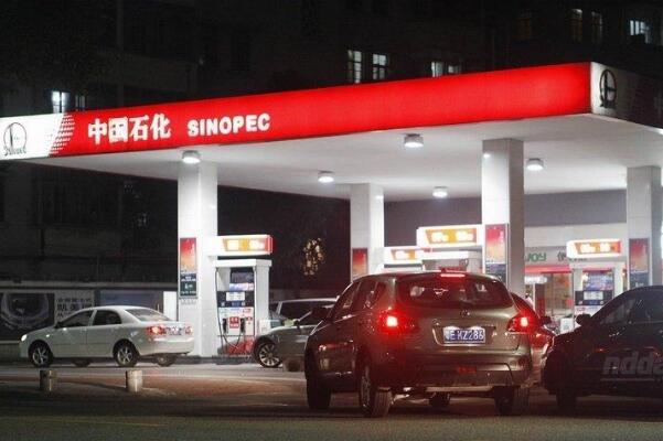 加油站鬧鬼事件視頻、圖片 揭秘加油站鬧鬼事件是真的嗎